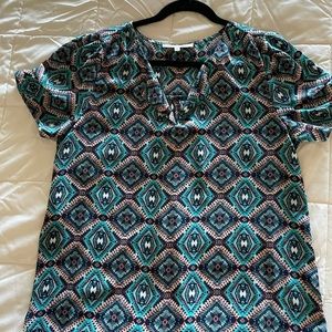 Short sleeved top
